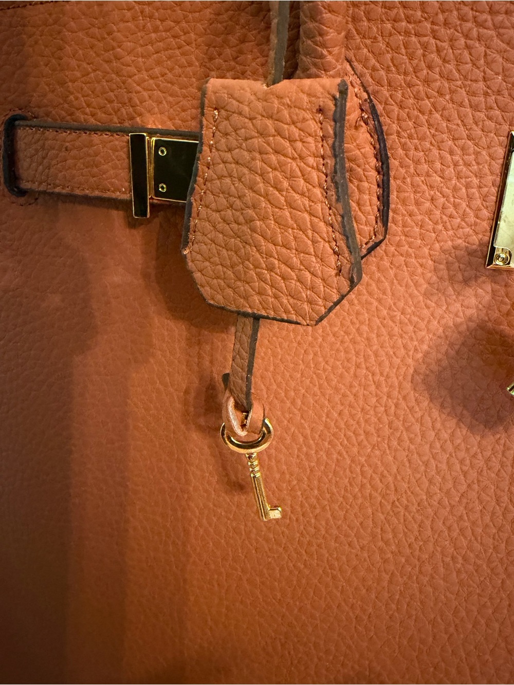 35cm Gold on Gold vegan Satchel with Gold Lock, key and clochette, Strap. - Picture 7 of 9